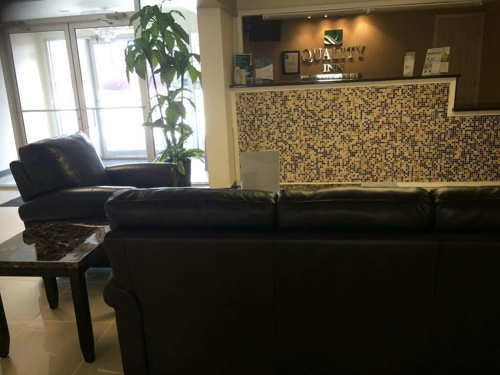 亚特兰大机场西-东角温德姆戴斯酒店 大学公园 外观 照片